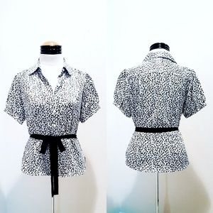 NWOT Pretty polka-dot blouse 💕